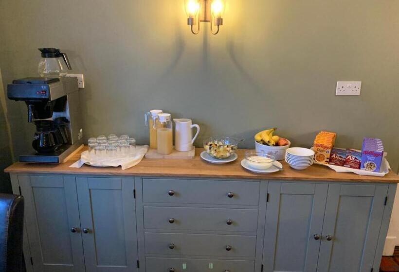 客栈  The Delnashaugh