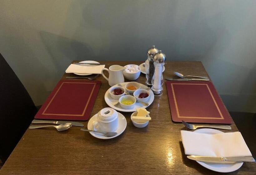 客栈  The Delnashaugh