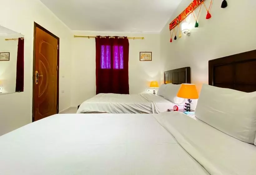 هتل Atlantis Pyramids Inn