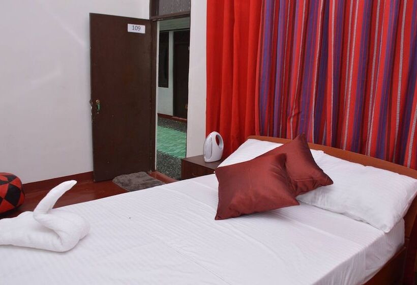 ホテル Cinnamon Airport Residencies