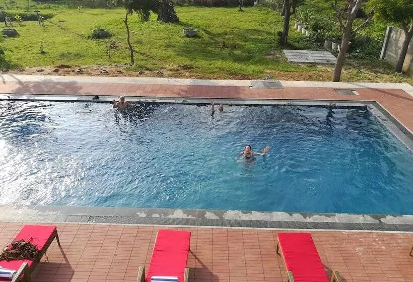 Hotelli Flamingo Nature Resort