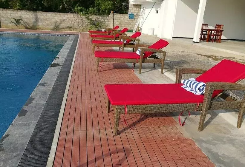 Hotelli Flamingo Nature Resort