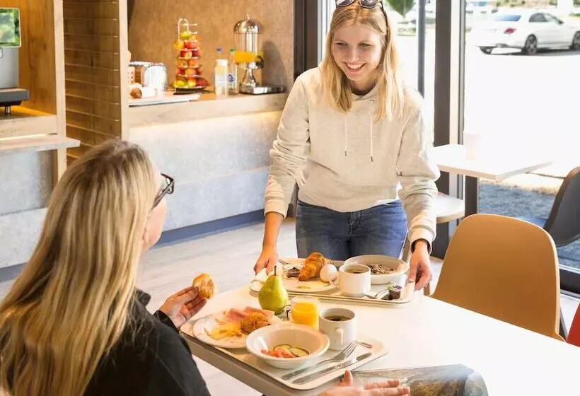 ホテル Ibis Budget Fribourg