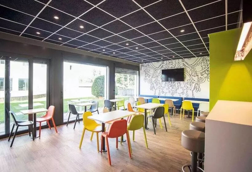 ホテル Ibis Budget Fribourg