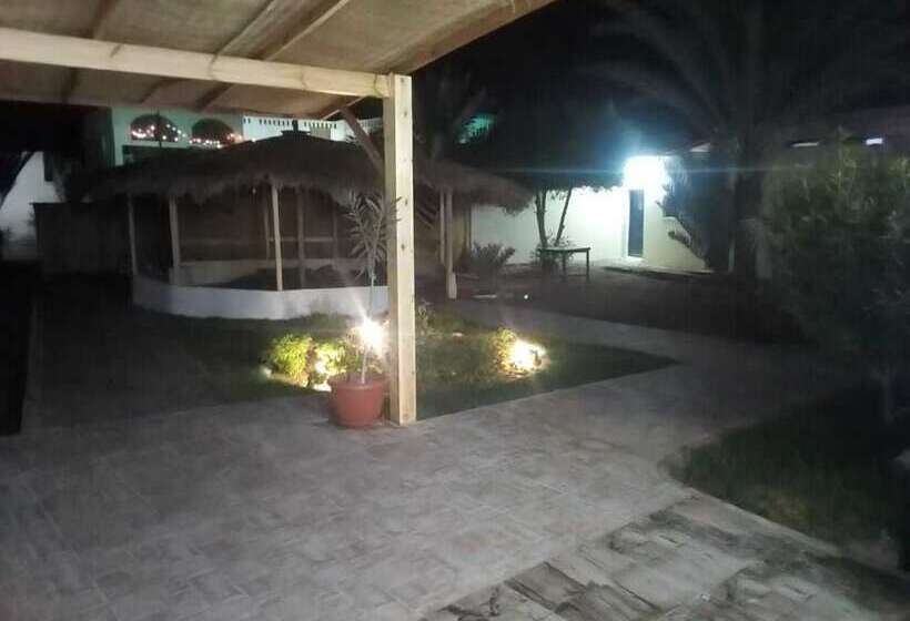 هتل New Life Camp