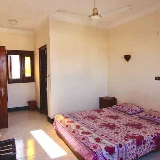 هتل New Life Camp