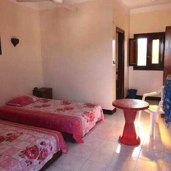 هتل New Life Camp