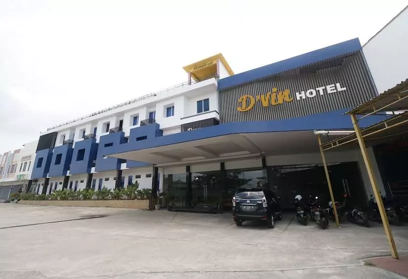 هتل Reddoorz Plus @ Tanjung Uncang Batam