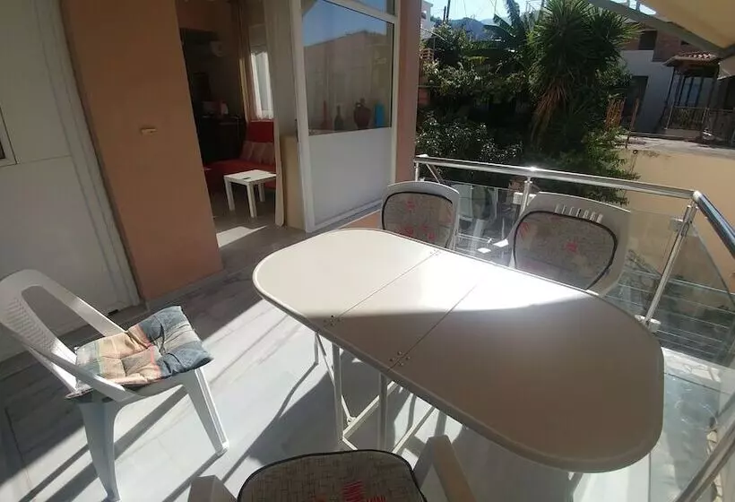 Kanakaris Apartments