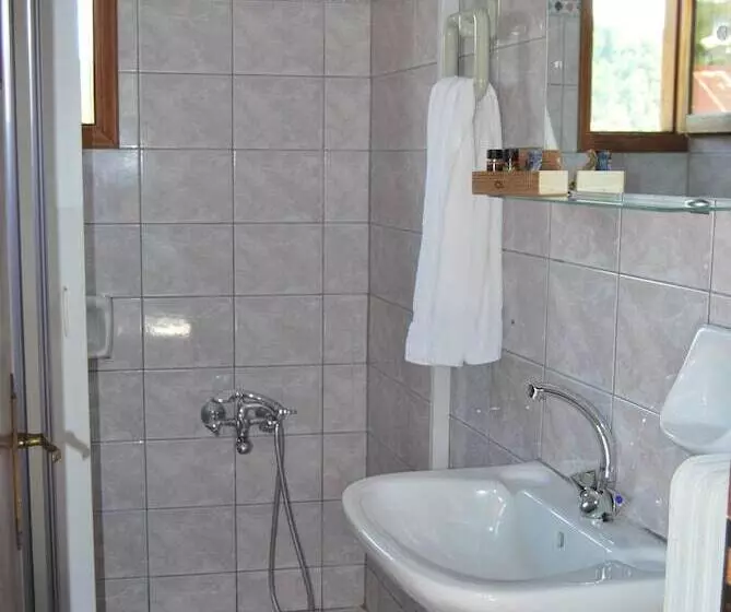 Majatalo Artemi's Guesthouse