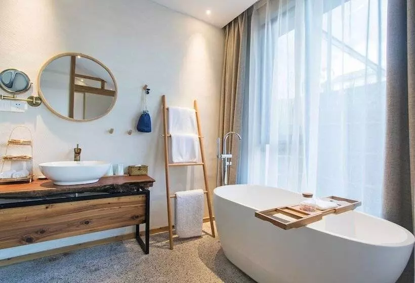 Majatalo Old Street Moye Inn