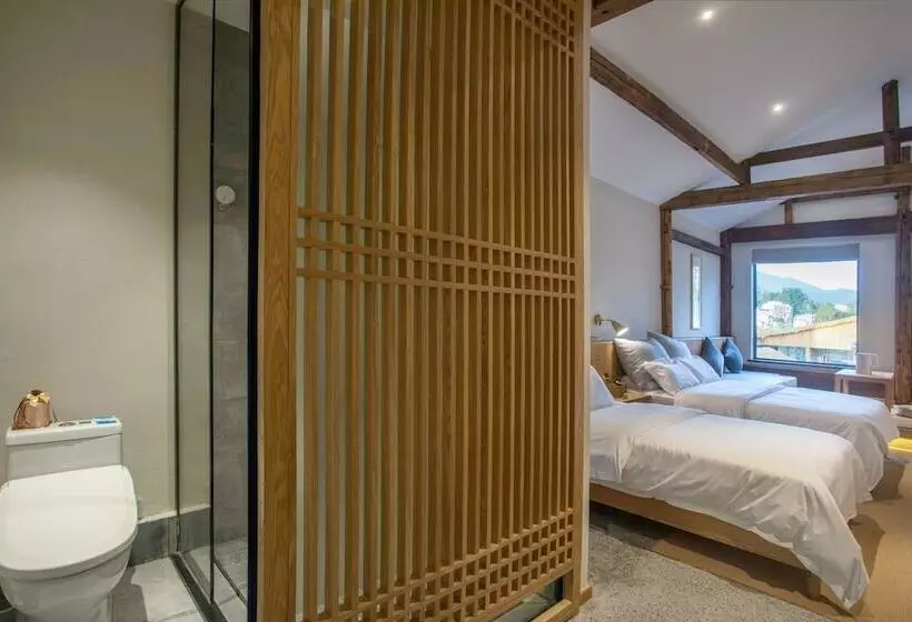 Majatalo Old Street Moye Inn