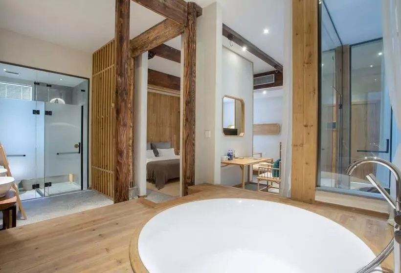 Majatalo Old Street Moye Inn