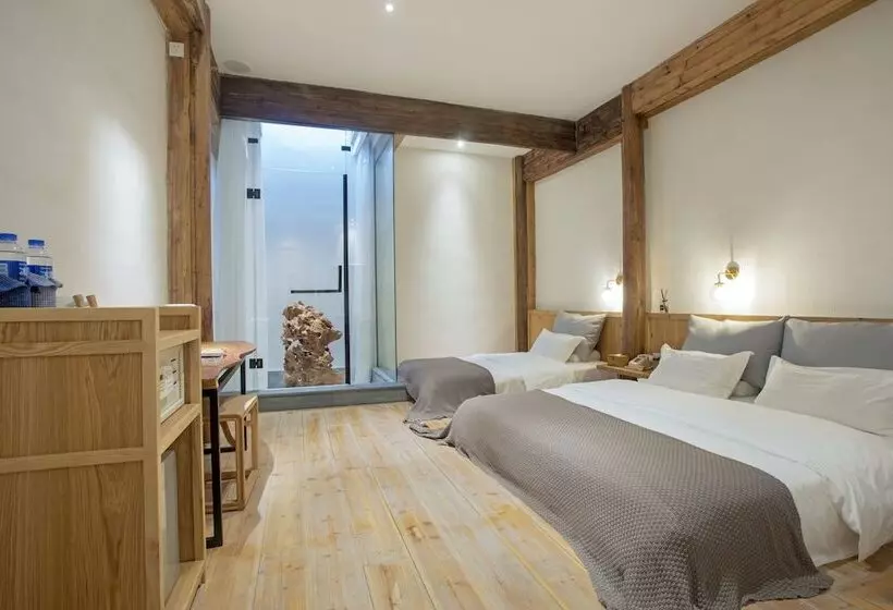 Majatalo Old Street Moye Inn