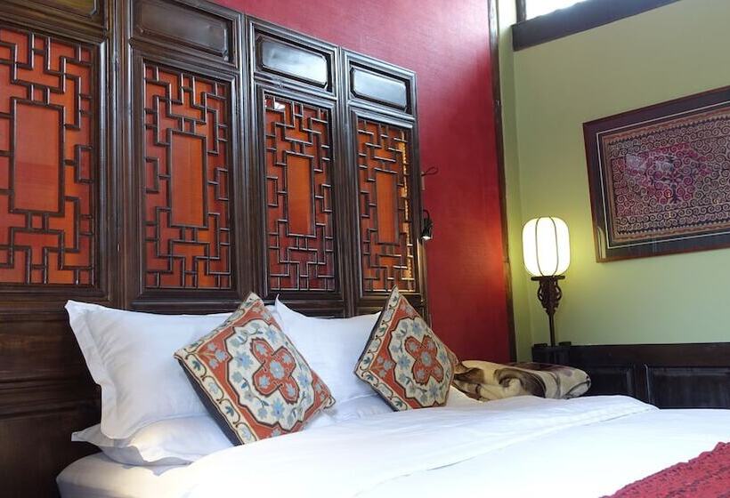 بنسيون Old Theatre Inn