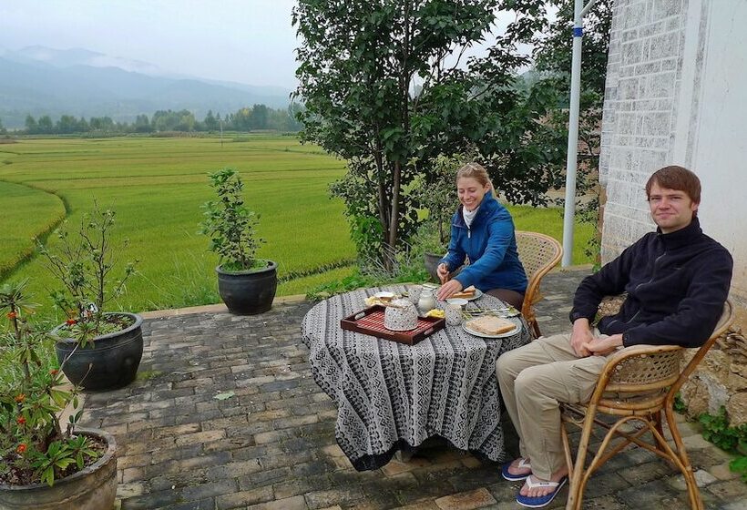 بنسيون Old Theatre Inn