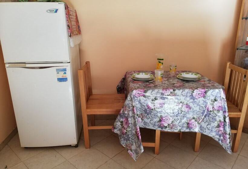 اقامتگاه Equestrian Lodge   Pyramids Egypt