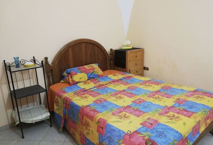 اقامتگاه Equestrian Lodge   Pyramids Egypt