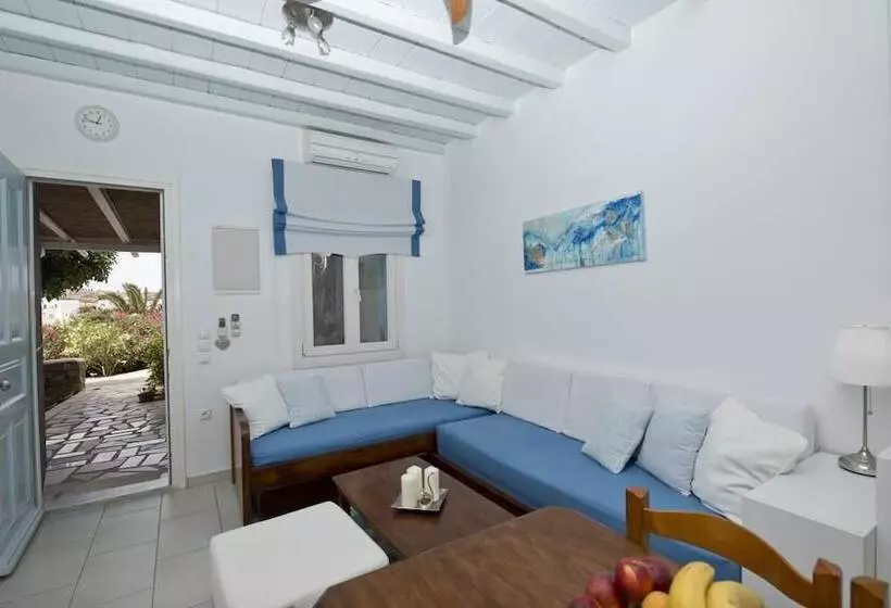 Tatiana Villa & Apartments