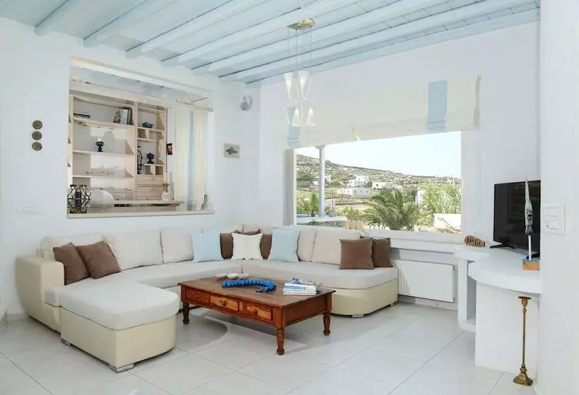 Tatiana Villa & Apartments