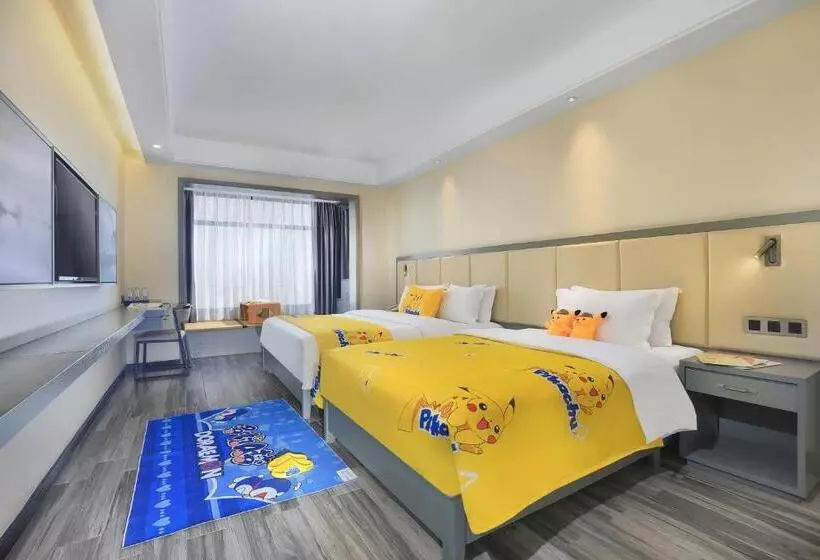 Wing Hotel Guilin   Central Square