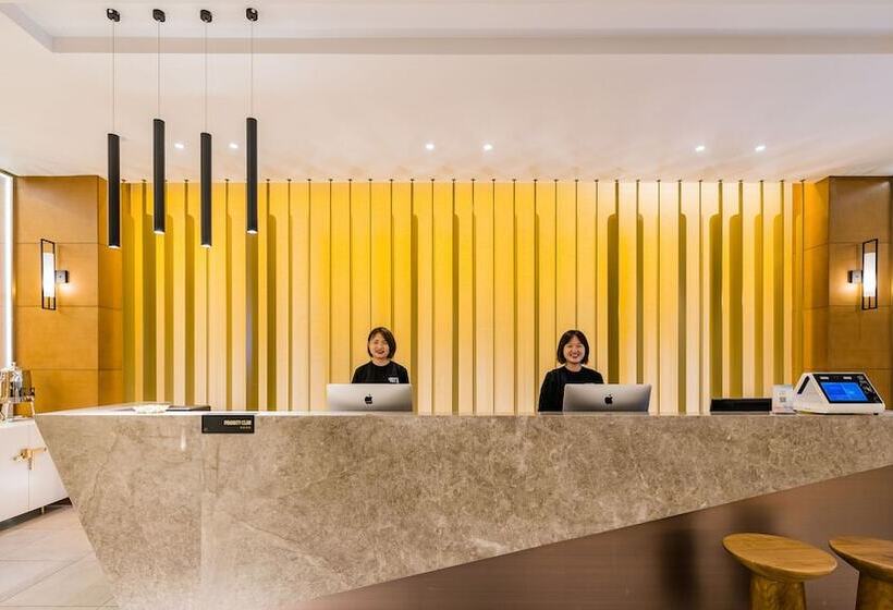 Atour Hotel Jinwan Plaza Railway Station Tianjin