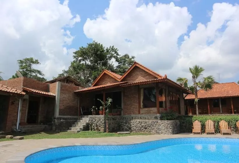 تختخواب و صبحانه Gopalan Borobudur