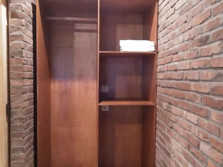 تختخواب و صبحانه Gopalan Borobudur