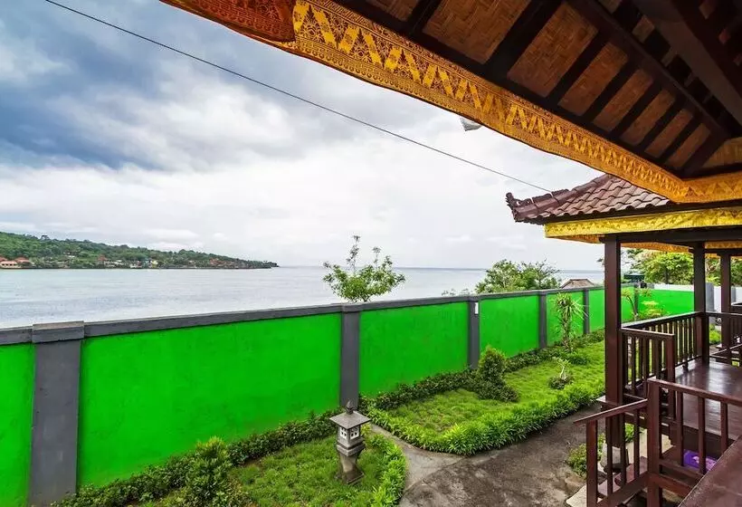 تختخواب و صبحانه Pula Huts Lembongan