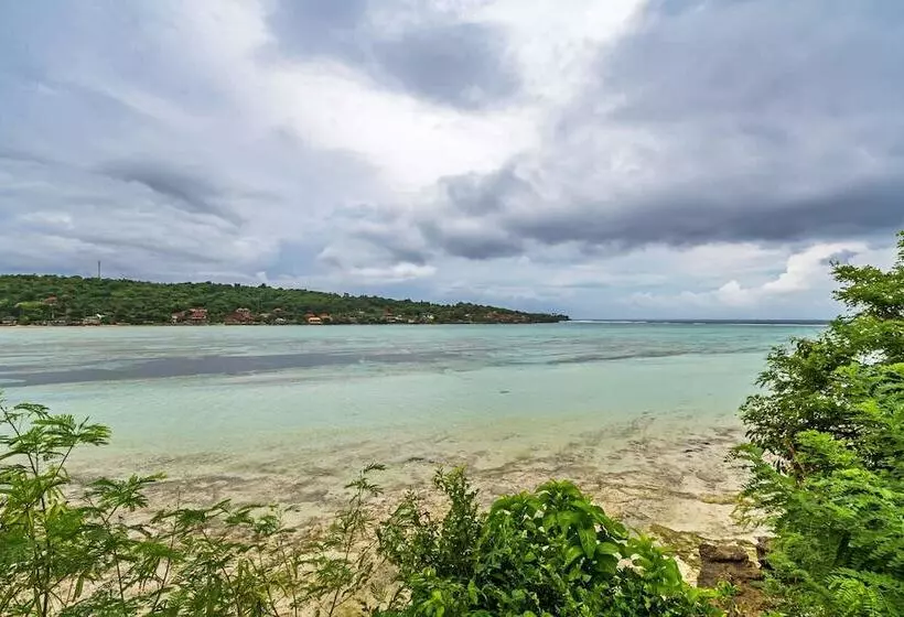 تختخواب و صبحانه Pula Huts Lembongan