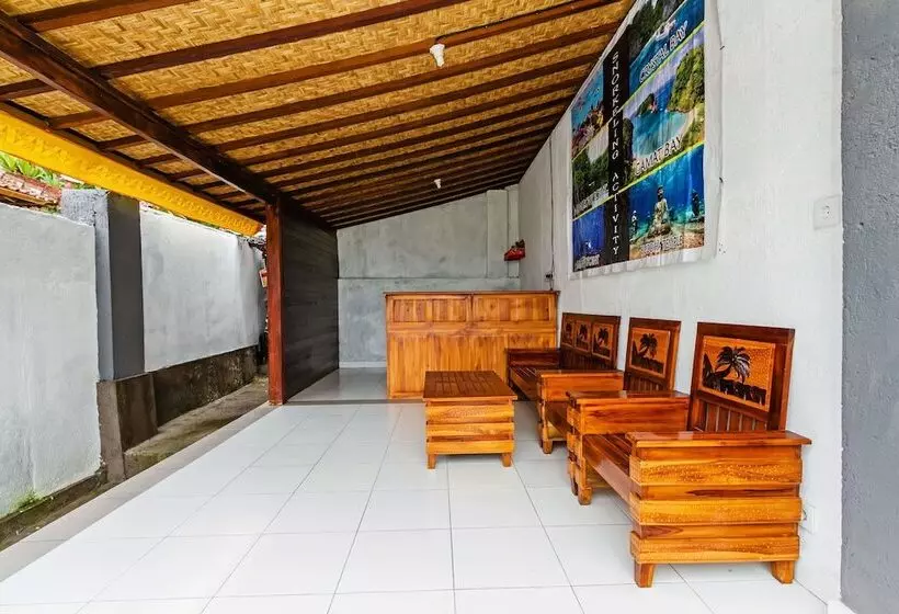 تختخواب و صبحانه Pula Huts Lembongan
