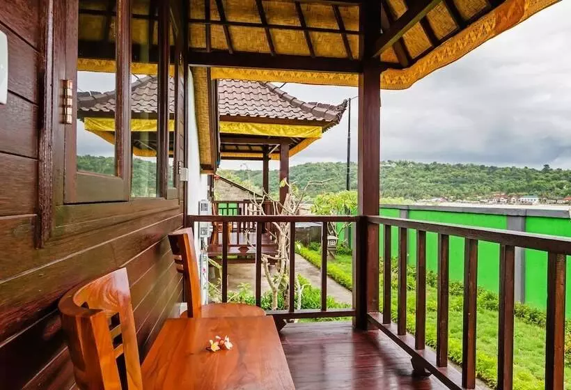 تختخواب و صبحانه Pula Huts Lembongan