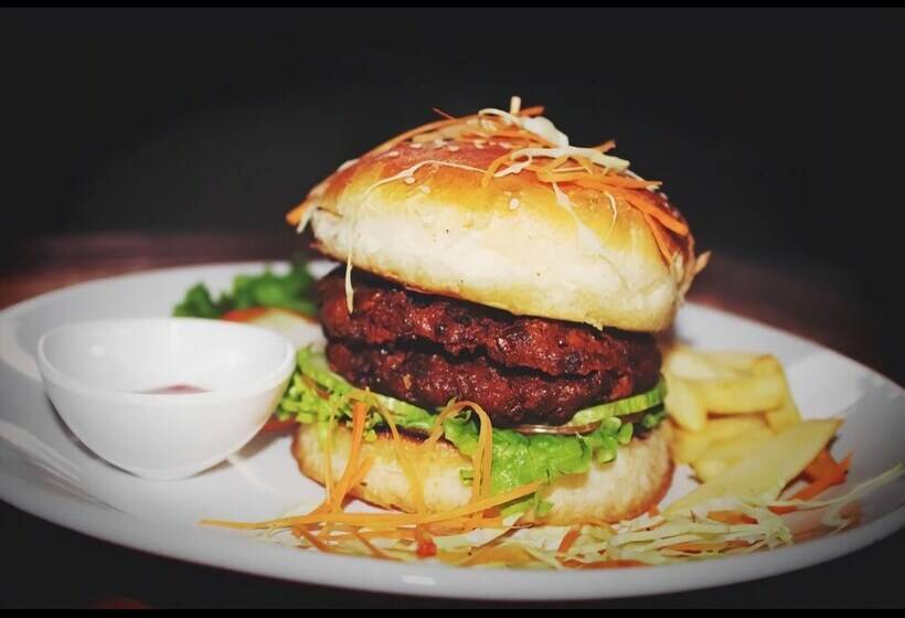 هتل Baha Restaurant And Cafe