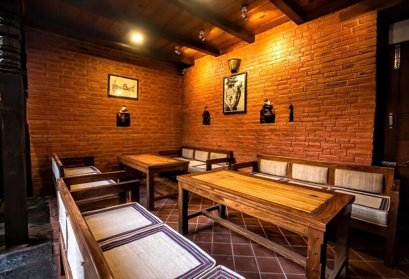 هتل Baha Restaurant And Cafe