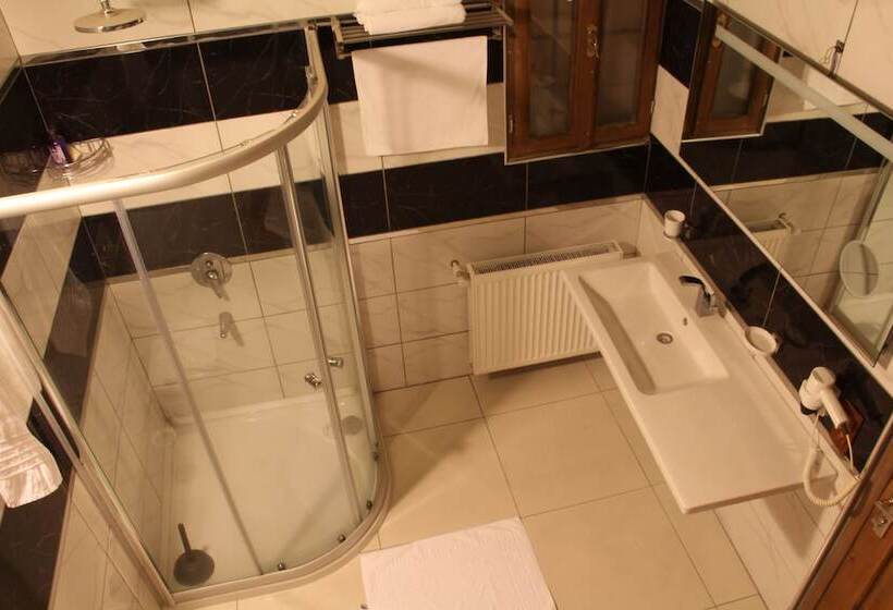 فندق Bayer Stone House