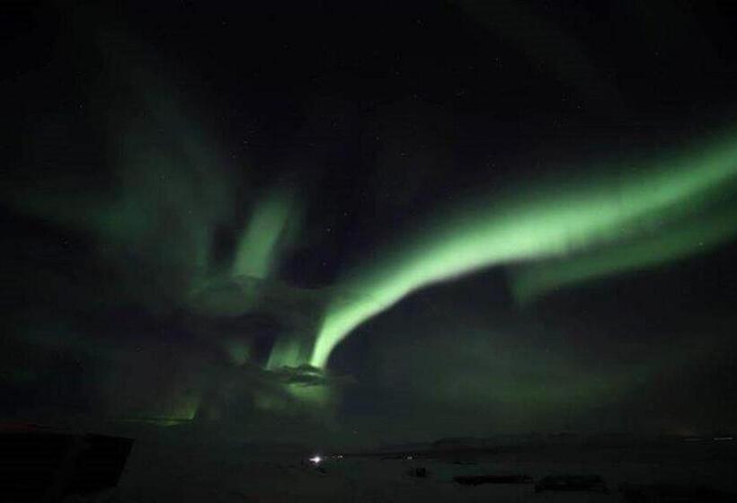 هتل Duus By Keflavik Airport