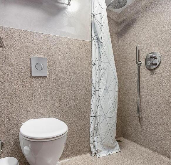 هتل Duus By Keflavik Airport