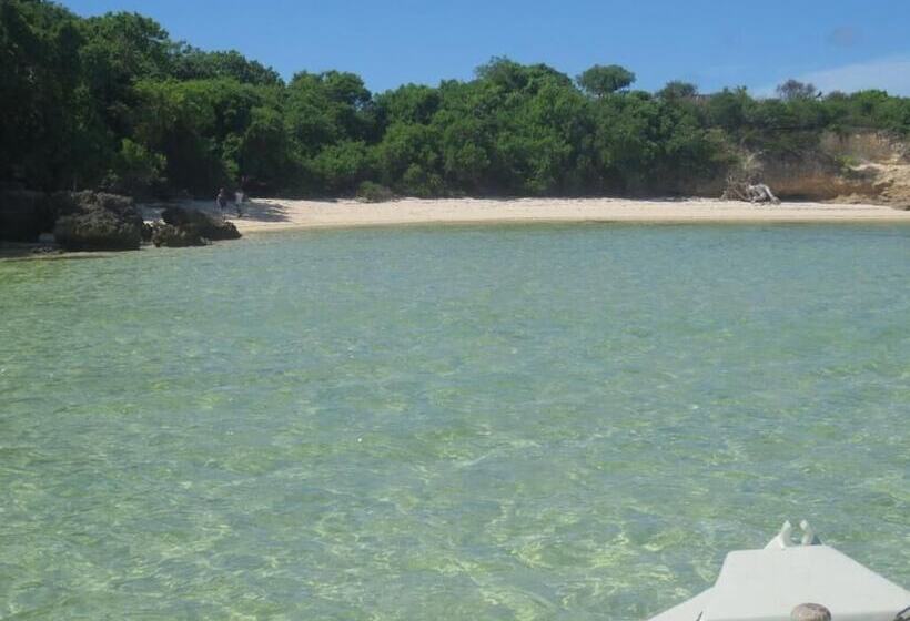 هتل Emeraude Lodge