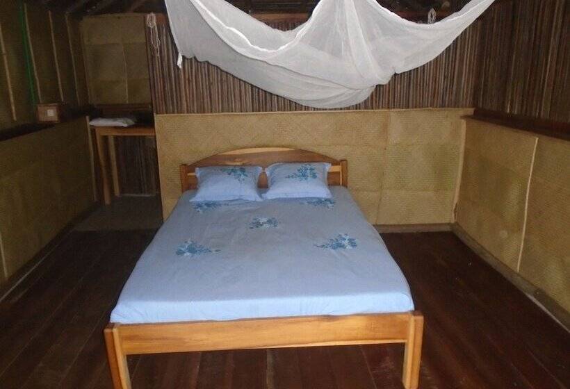 هتل Emeraude Lodge