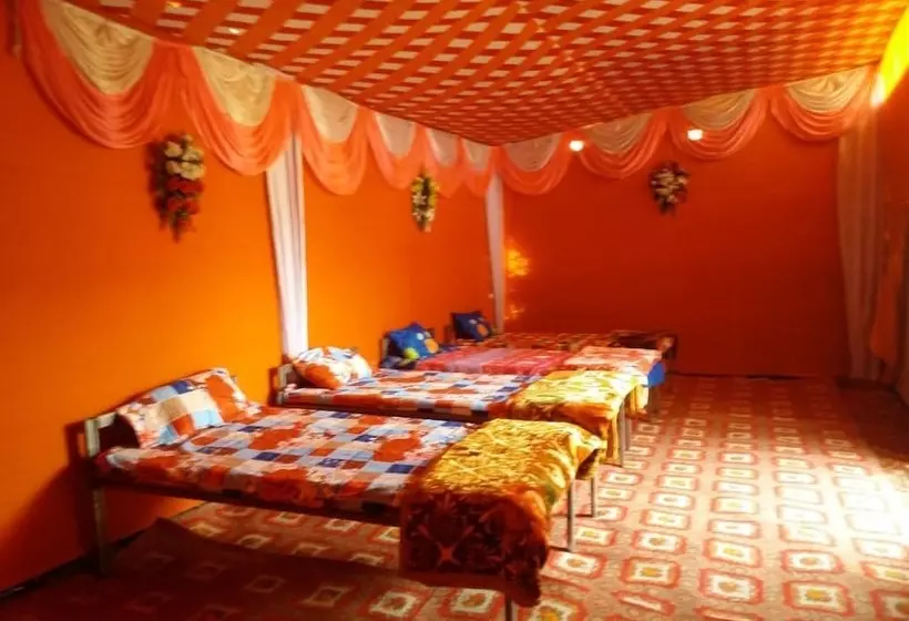 ホテル Krishna Kumbh Cottage
