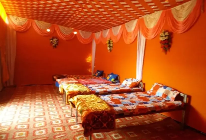 ホテル Krishna Kumbh Cottage
