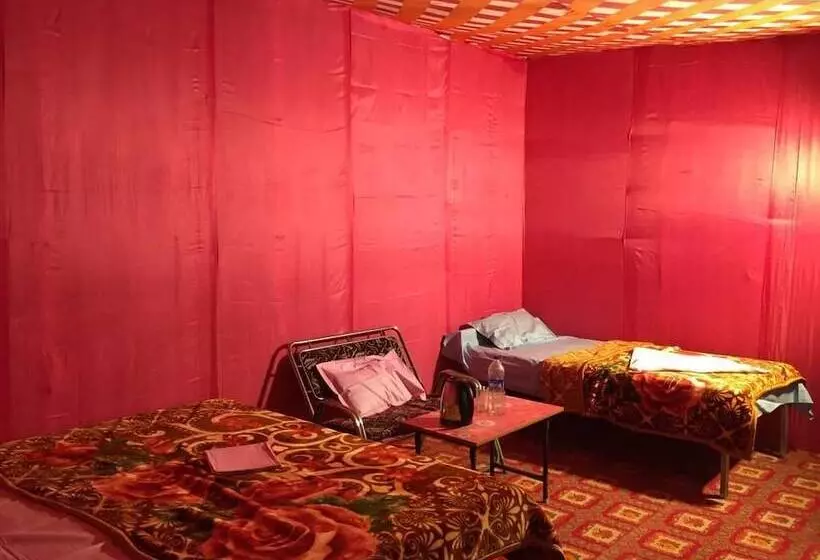 ホテル Krishna Kumbh Cottage