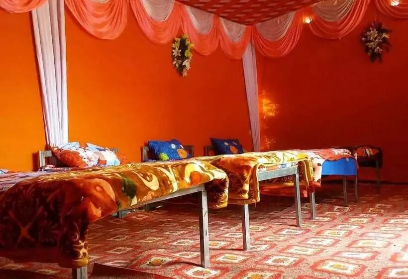 ホテル Krishna Kumbh Cottage