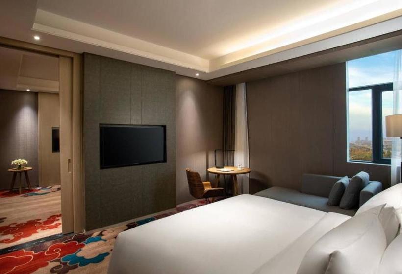 Hotel Ramada Wyndham Zhengzhou Xinzheng