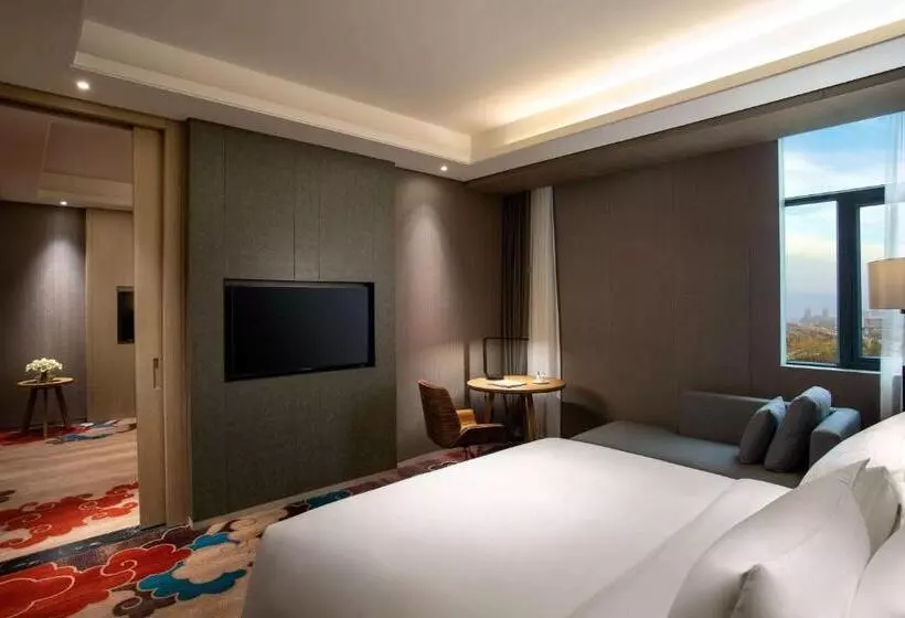 ホテル Ramada Wyndham Zhengzhou Xinzheng