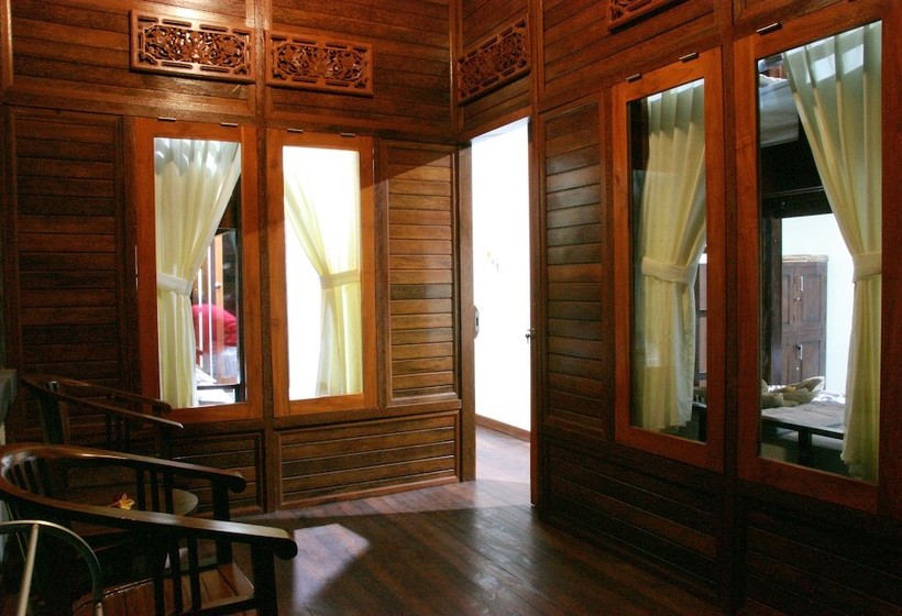 Medal Jaya Hostel & Room