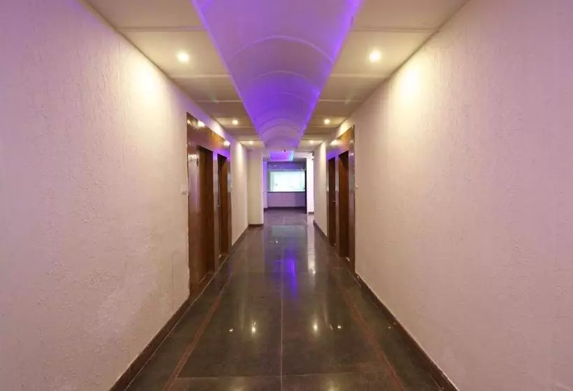 Oyo 16395 Hotel G K Palace