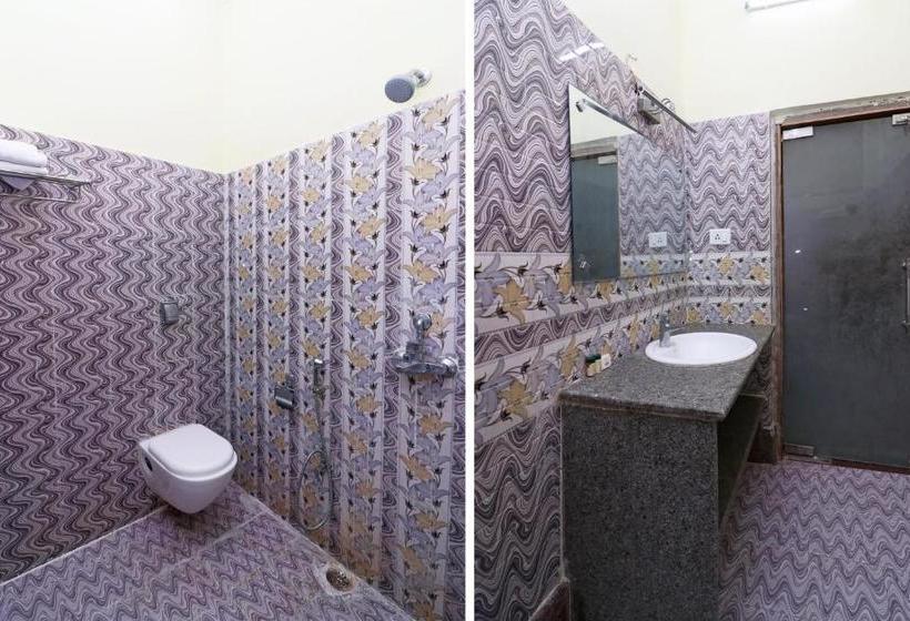 Oyo 16395 Hotel G K Palace