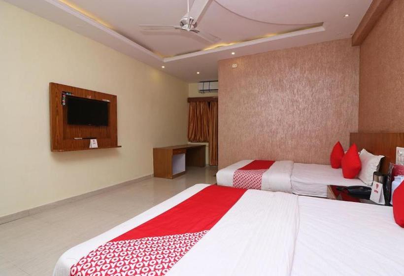 Oyo 16395 Hotel G K Palace