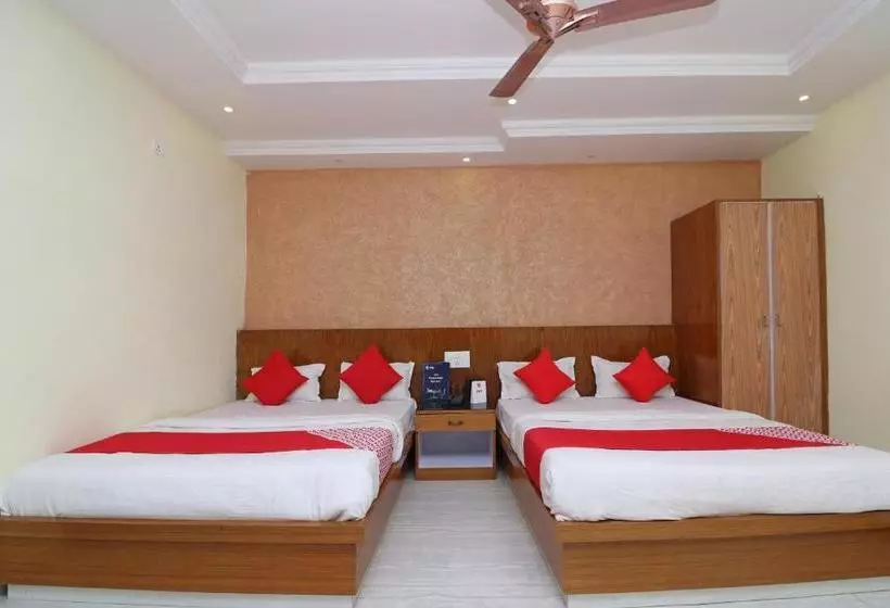 Oyo 16395 Hotel G K Palace